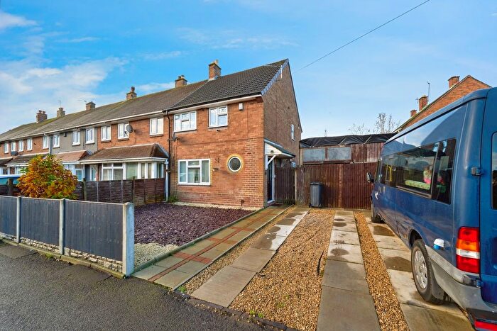 3 Bedroom End Terrace House For Sale In Glastonbury Crescent, Walsall, West Midlands, WS3
