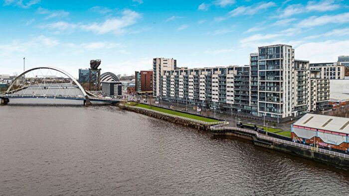 2 Bedroom Flat For Sale In Lancefield Quay, Finnieston, G3