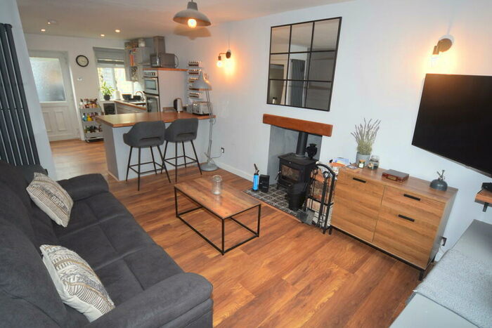 3 Bedroom Mews For Sale In Canal Street, Ulverston, LA12