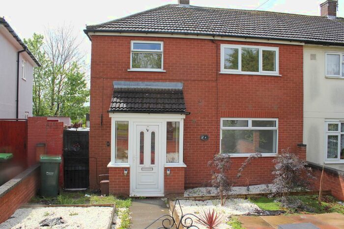 3 Bedroom Semi-Detached House To Rent In Dudhill Road, Rowley Regis, B65