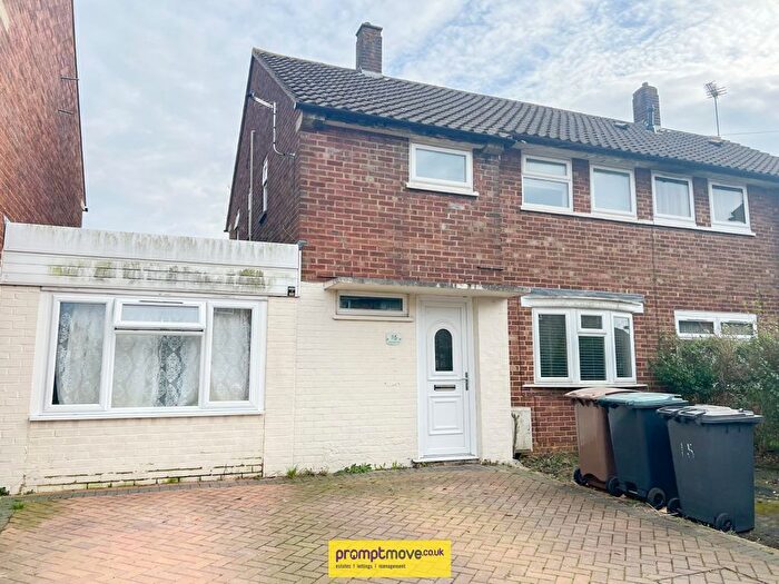3 Bedroom Property To Rent In Littlefield Road, Luton, LU2