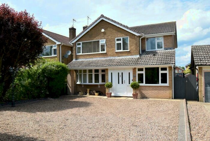 5 Bedroom Detached House For Sale In Greetham Road, Cottesmore, LE15