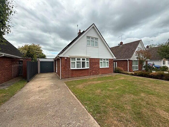 3 Bedroom Chalet For Sale In Waterside Close, Bourne, PE10