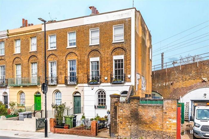 1 Bedroom Maisonette For Sale In Randolph Street, Camden, NW1