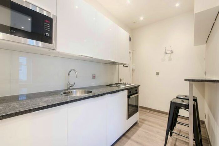 Studio To Rent In Penywern Road, Earls Court, London, SW5