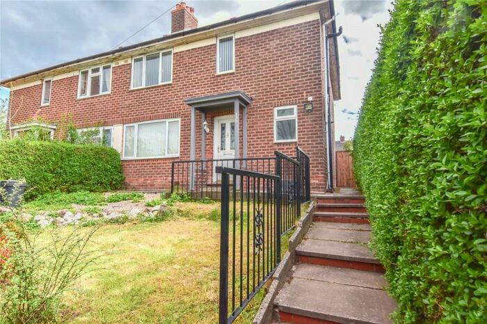 3 Bedroom Semi-Detached House To Rent In Warstock Road, Birmingham, West Midlands, B14