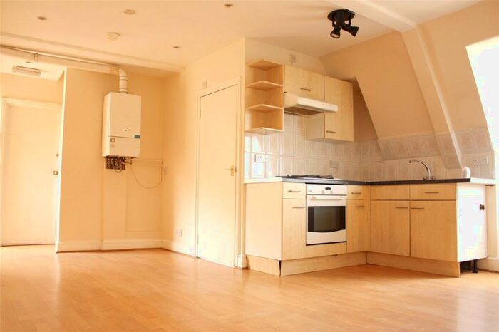 2 Bedroom Apartment To Rent In Gould Terrace, London, E8