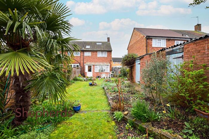 2 Bedroom End Of Terrace House For Sale In Hammond Close, West Cheshunt, EN7