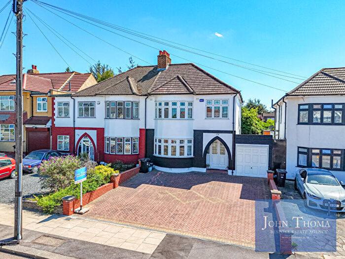 3 Bedroom Semi-Detached House For Sale In Clayhall Avenue, Clayhall, Ilford, Redbridge, IG5