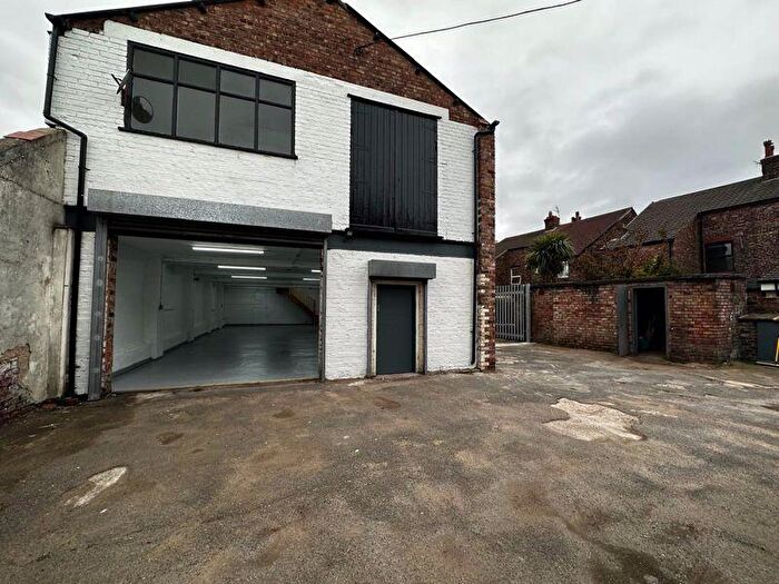 Commercial Property To Rent In Oxford Road, Waterloo, L22