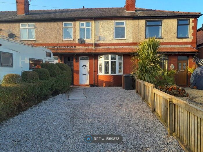 3 Bedroom Terraced House To Rent In Hyde Road, Mottram, Hyde, SK14