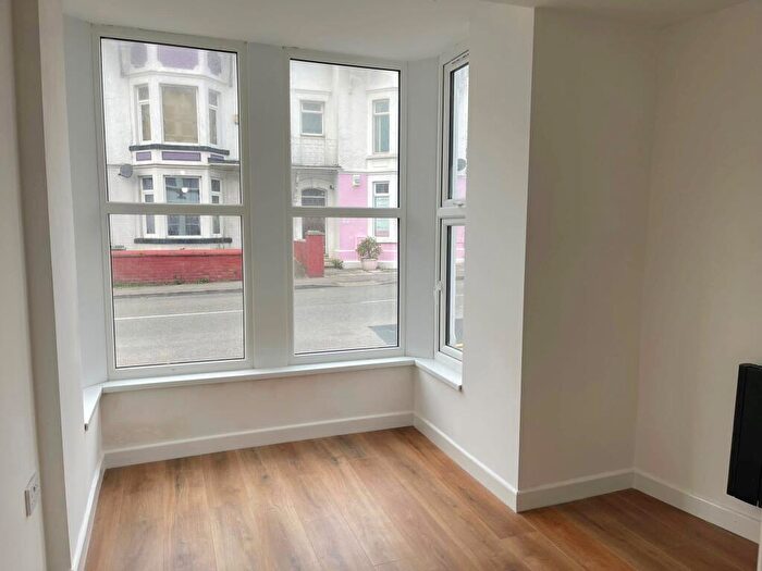 1 Bedroom Apartment To Rent In Mary Street, Porthcawl, CF36