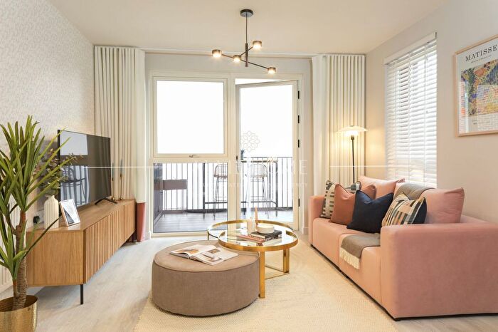 1 Bedroom Flat For Sale In Meadowlark House, Moorhen Drive, NW9