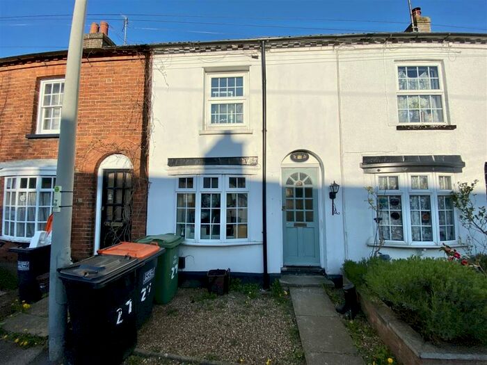 2 Bedroom Cottage To Rent In Toddington, LU5