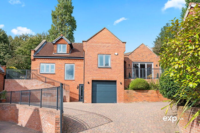 4 Bedroom Detached House For Sale In Forest View, Blidworth, NG21