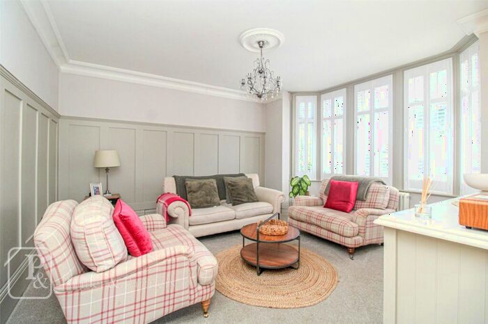 5 Bedroom Link Detached House For Sale In Skelmersdale Road, Clacton-on-Sea, Essex, CO15