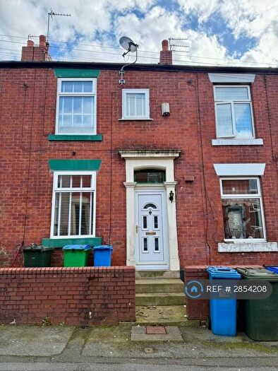 3 Bedroom Terraced House To Rent In Molyneux St, Rochdale, OL12