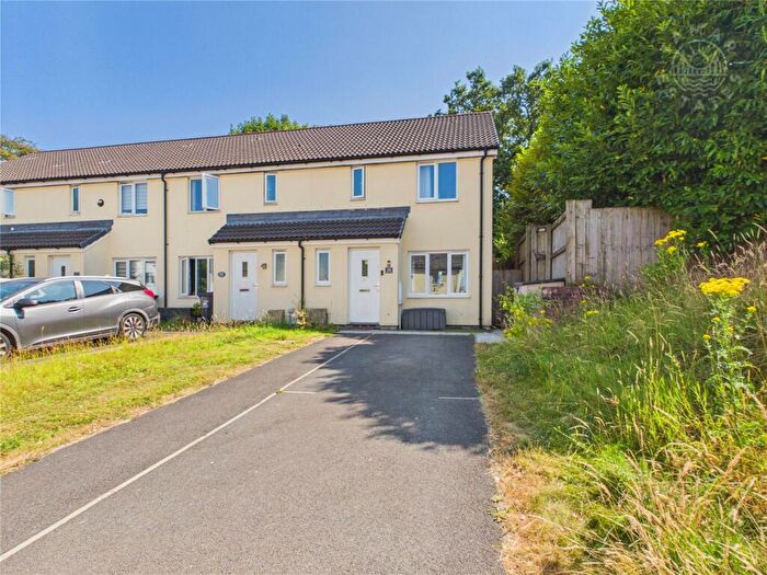 3 Bedroom End Of Terrace House For Sale In Clover Drive, Liskeard, Cornwall, PL14
