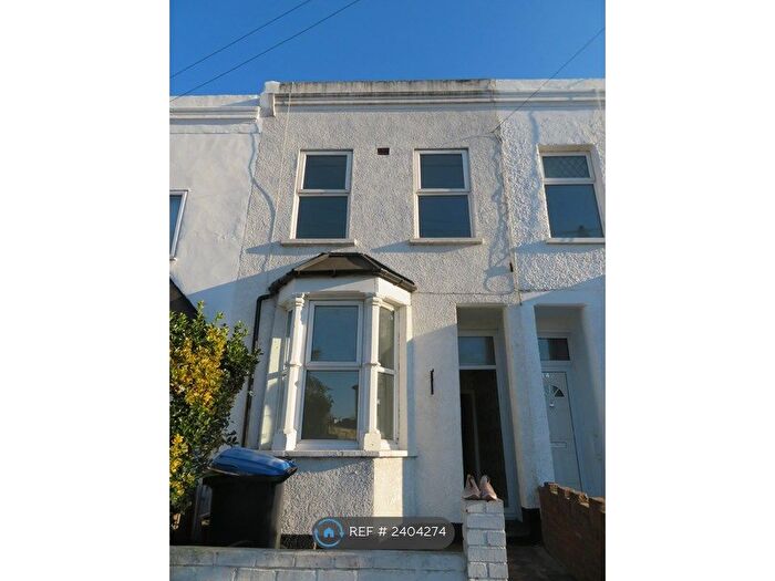 3 Bedroom Terraced House To Rent In Scotland Green Road, Enfield, EN3