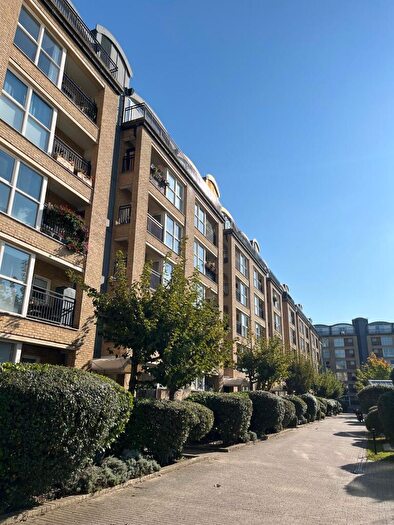 1 Bedroom Flat For Sale In Rotherhithe Street, London, SE16