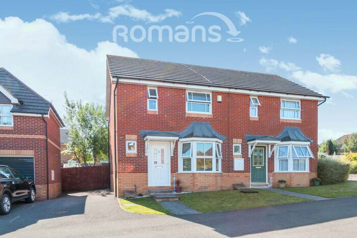2 Bedroom Semi-Detached House To Rent In Nuthatch Close, Basingstoke, RG22