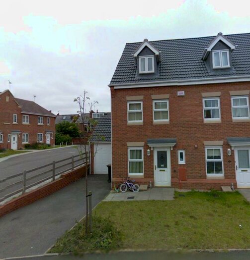 3 Bedroom Semi-Detached House To Rent In Firedrake Croft, Stoke, Coventry, CV1