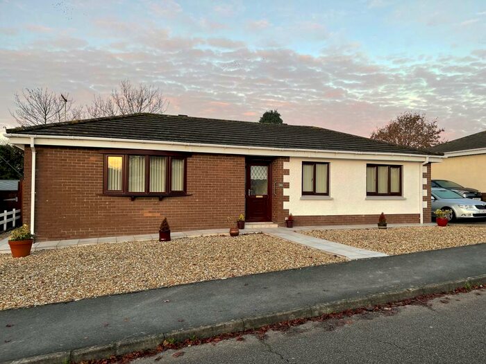 3 Bedroom Bungalow To Rent In Parc Tyisha, Burry Port, Carmarthenshire, SA16