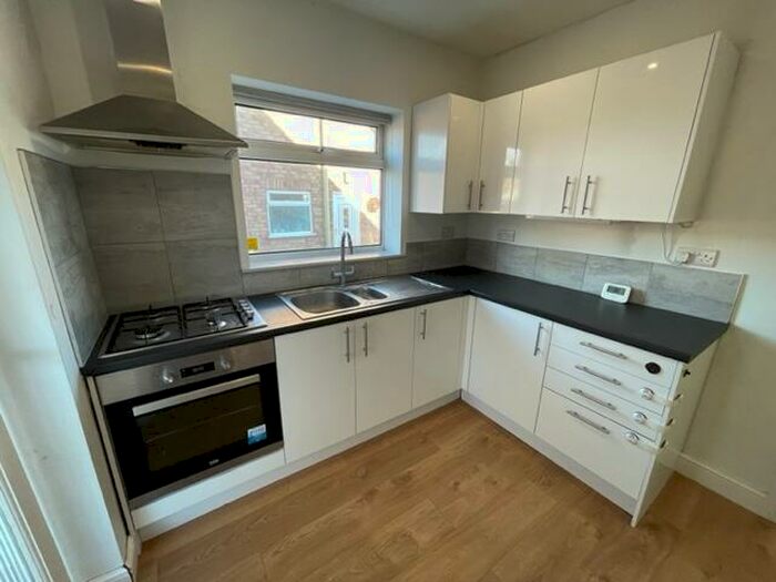 2 Bedroom Bungalow To Rent In Durham Drive, Wigston, LE18