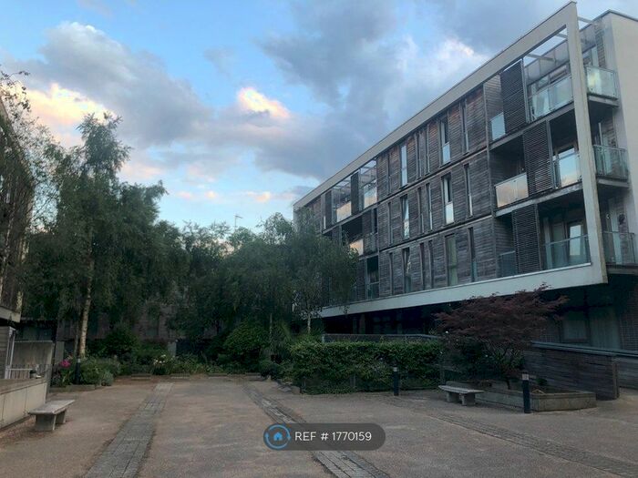 2 Bedroom Flat To Rent In Union Park, London, SE10