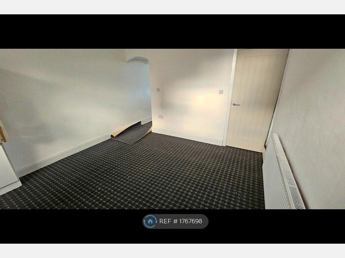 3 Bedroom Terraced House To Rent In Branch Road, Burnley, BB11