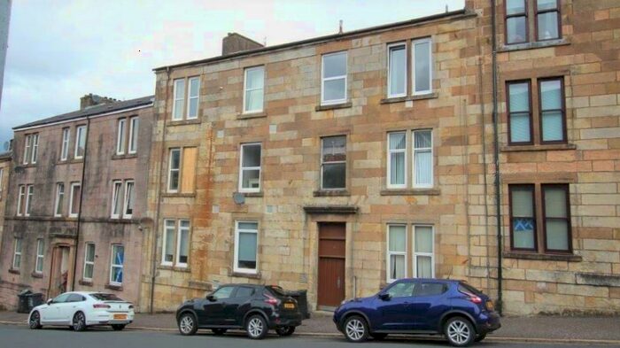 2 Bedroom Flat To Rent In Dempster Street, Greenock, PA15