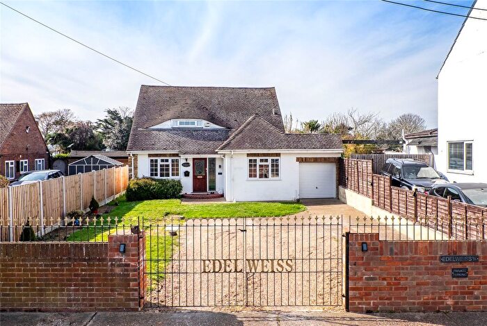 4 Bedroom Detached House For Sale In Allhallows Road, Lower Stoke, Rochester, ME3