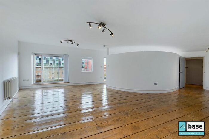 1 Bedroom Flat To Rent In Nelson Street, Whitechapel, E1