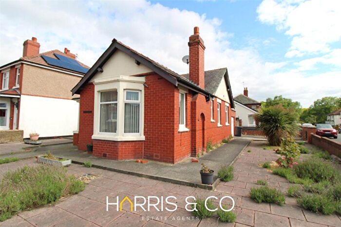 3 Bedroom Bungalow For Sale In Poulton Road, Fleetwood, Lancashire, FY7