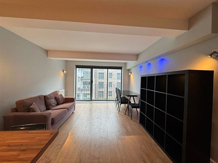 1 Bedroom Flat To Rent In Burnham Thorpe Court, Nelson Street, London, E1