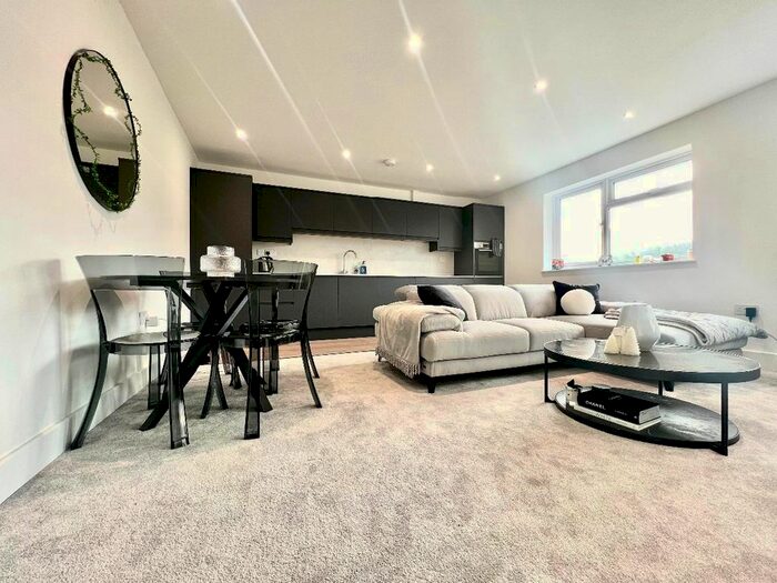 2 Bedroom Maisonette To Rent In Godstone Road, Kenley, CR8