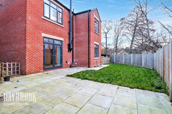 3 Bedroom Detached House For Sale In Lane End, Chapeltown, S35