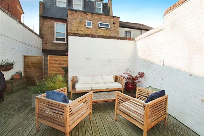 1 Bedroom Semi-Detached House To Rent In Bassingham Road, London, SW18