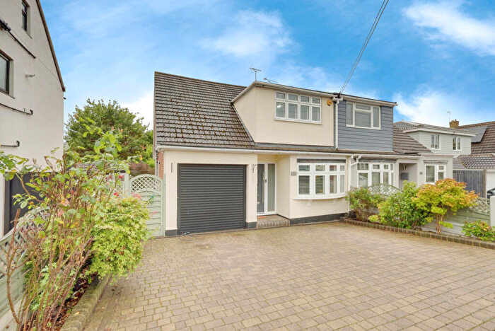 4 Bedroom Semi-Detached House For Sale In Kimberley Road, Benfleet, SS7