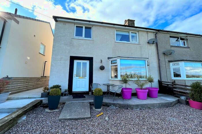3 Bedroom Semi-Detached House For Sale In Meadow Lane, Dove Holes, Buxton, SK17