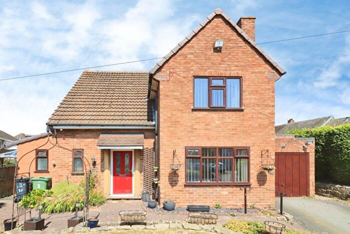 3 Bedroom Detached House For Sale In Pedmore Lane, Stourbridge, DY9