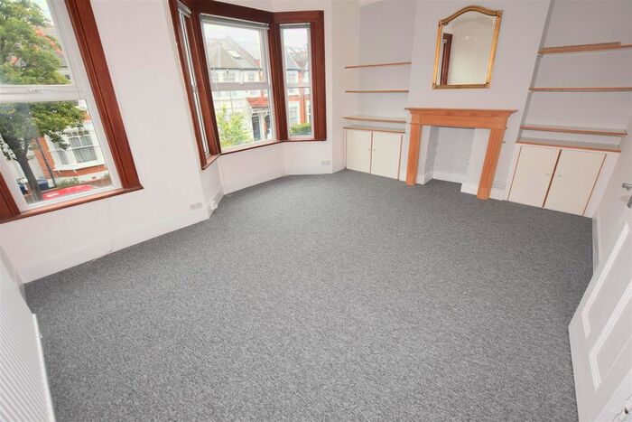 1 Bedroom Flat To Rent In Bedford Road, London, N2