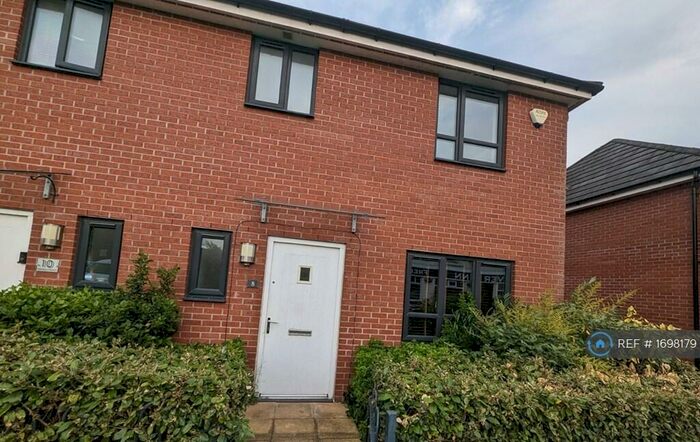 3 Bedroom Semi-Detached House To Rent In Fenney Street, Salford, M7