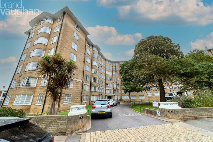 Studio To Rent In Furze Hill, Hove, BN3