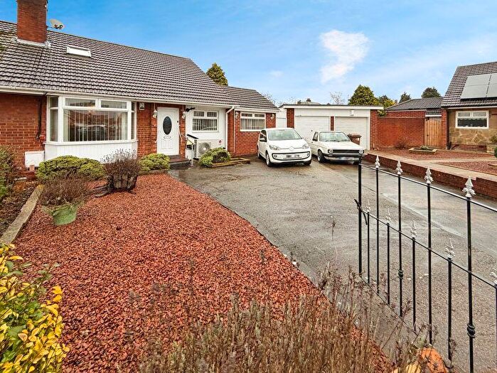 4 Bedroom Bungalow For Sale In Wensleydale Drive, Newcastle Upon Tyne, NE12