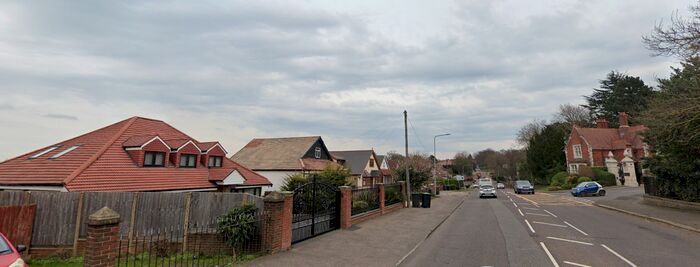 2 Bedroom Detached Bungalow To Rent In Manor Road, Chigwell, IG7