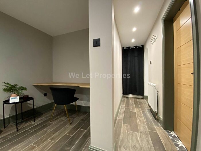1 Bedroom Flat To Rent In Len Cox Walk, Northern Quarter, M4