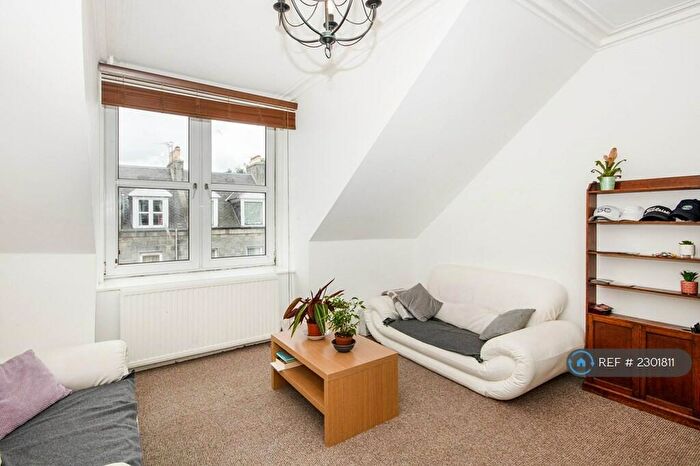 2 Bedroom Flat To Rent In Jamaica Street, Aberdeen, AB25