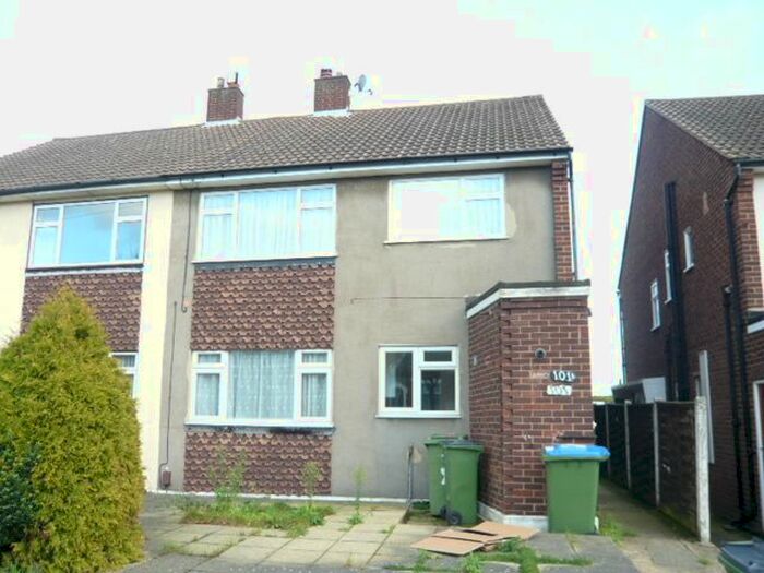 2 Bedroom Maisonette To Rent In Footscray Road, London, SE9