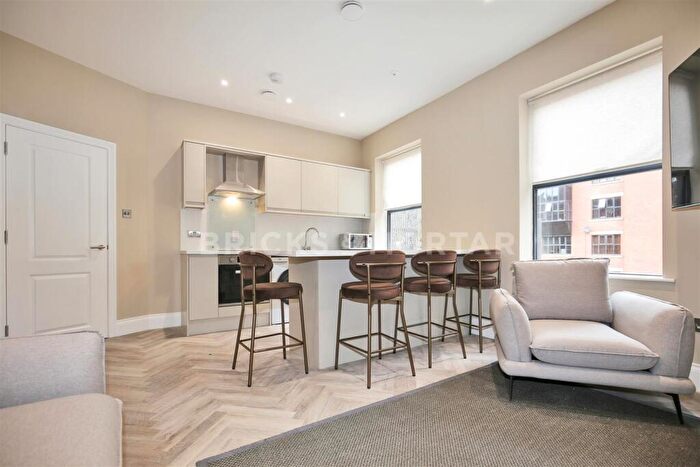 3 Bedroom Apartment To Rent In Clayton Street West, Newcastle Upon Tyne, NE1